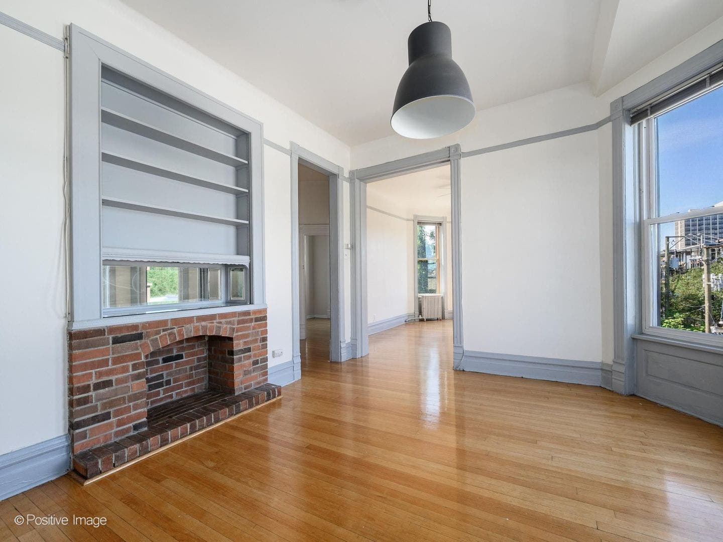 230 W Saint Paul Avenue, Chicago, IL 60614