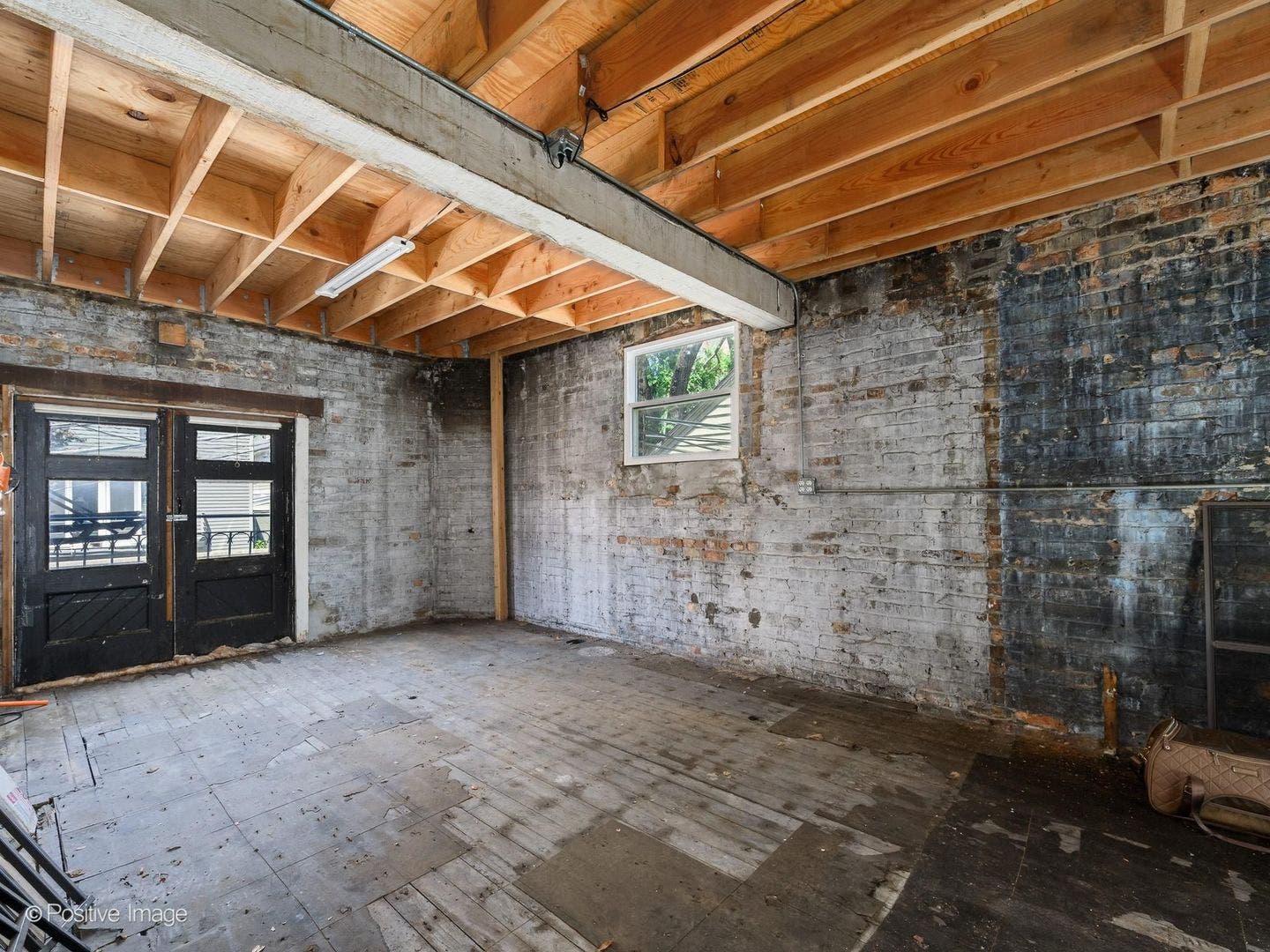 230 W Saint Paul Avenue, Chicago, IL 60614