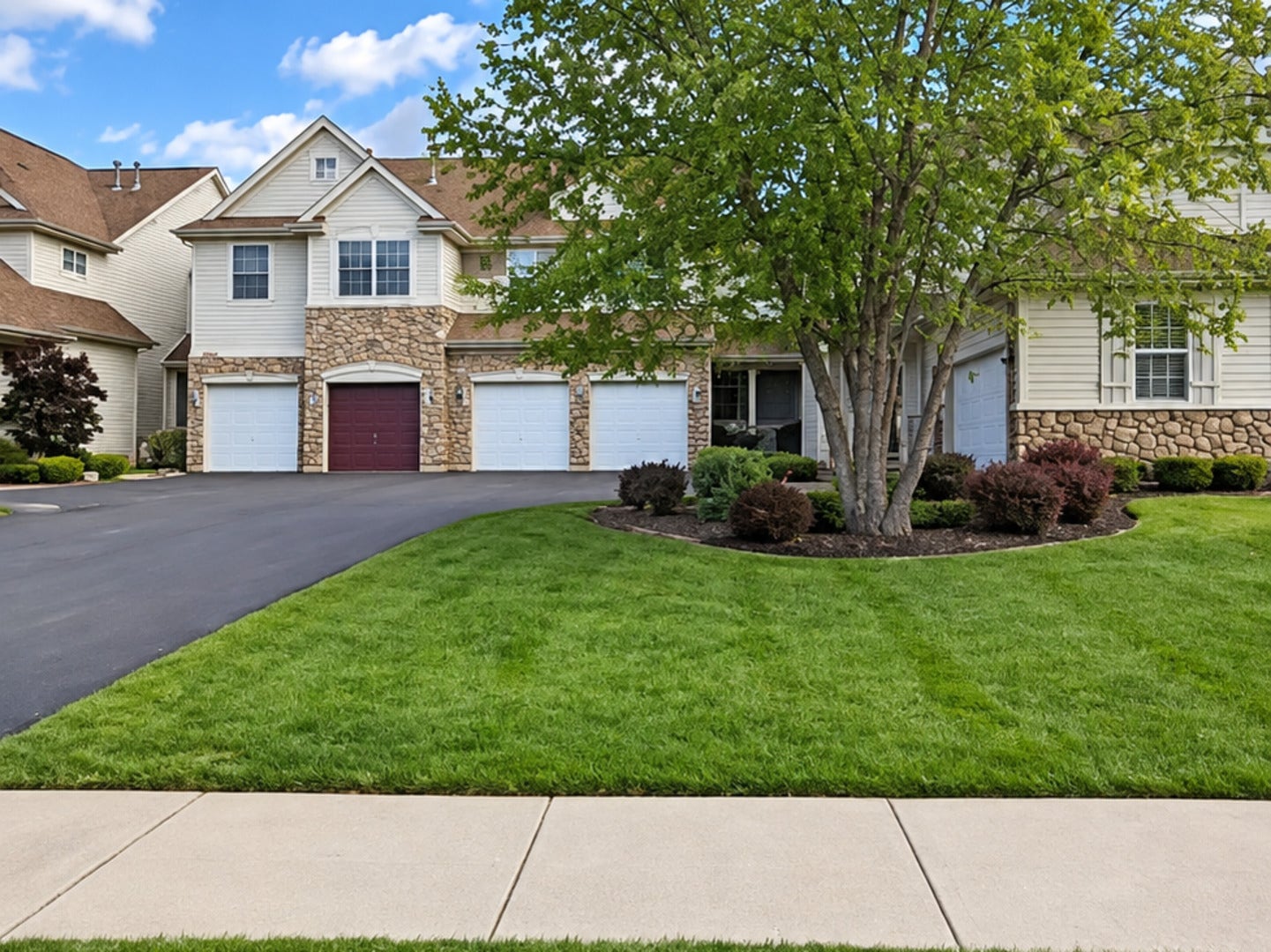 8638 SADDLEBRED Court, Frankfort, IL 60423