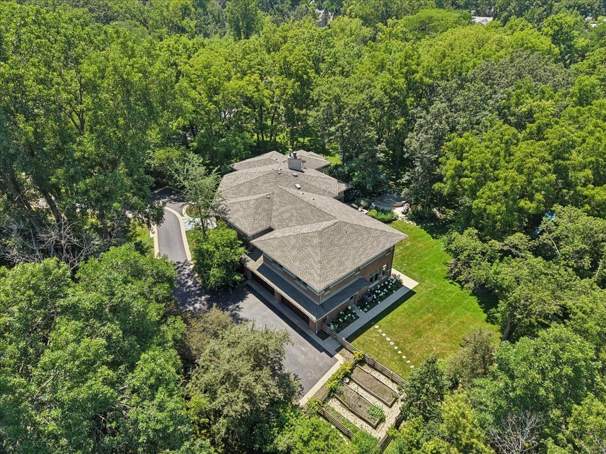 200 Glenwood Road, Lake Forest, IL 60045