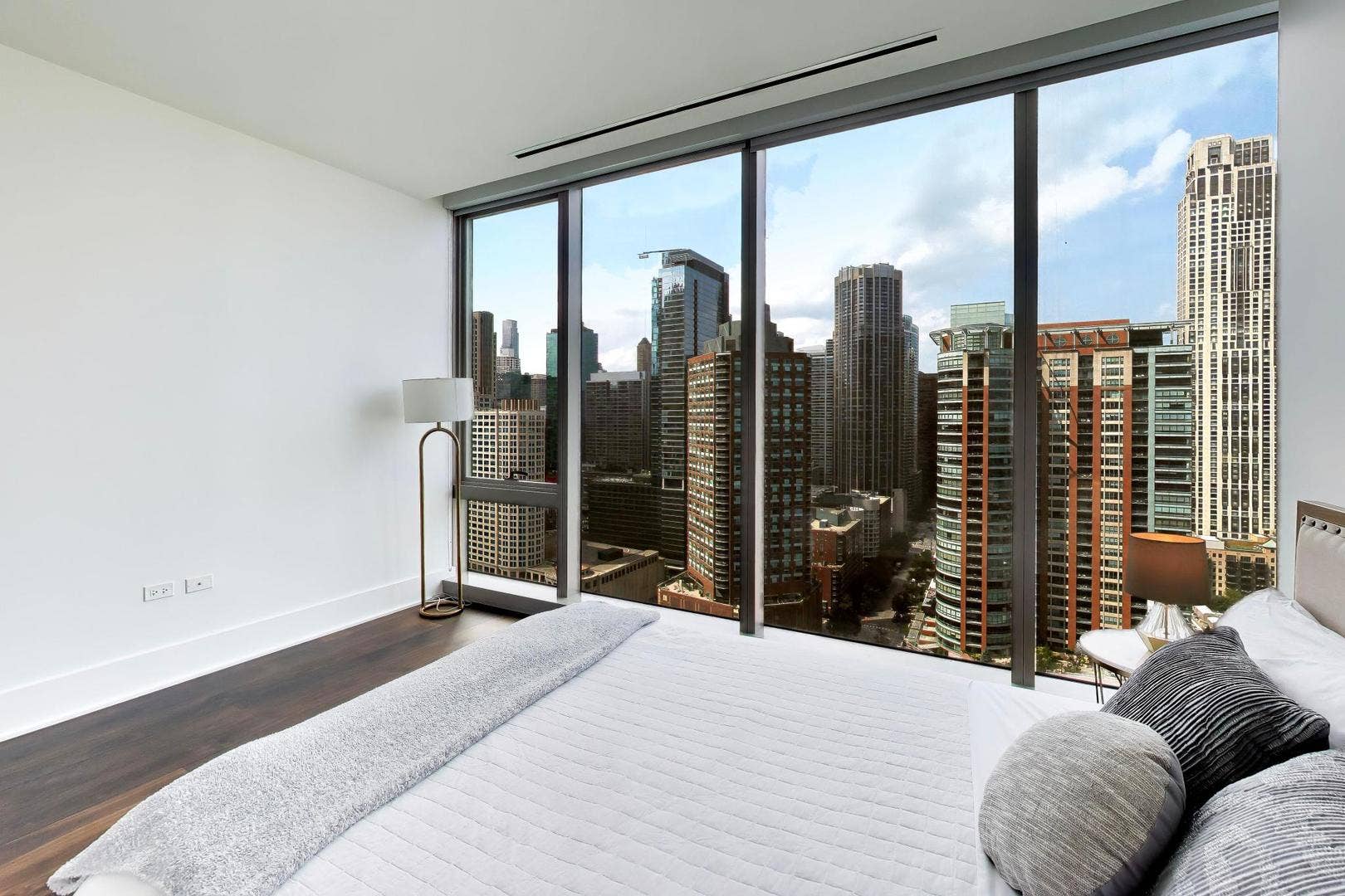 363 E Wacker Drive, #1908, Chicago, IL 60601
