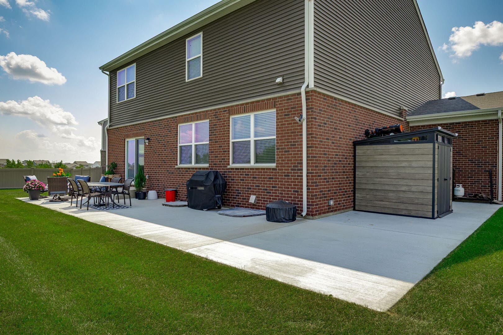 15000 W Oxford Lane, Manhattan, IL 60442 15000 W Oxford Lane, Manhattan, IL 60442