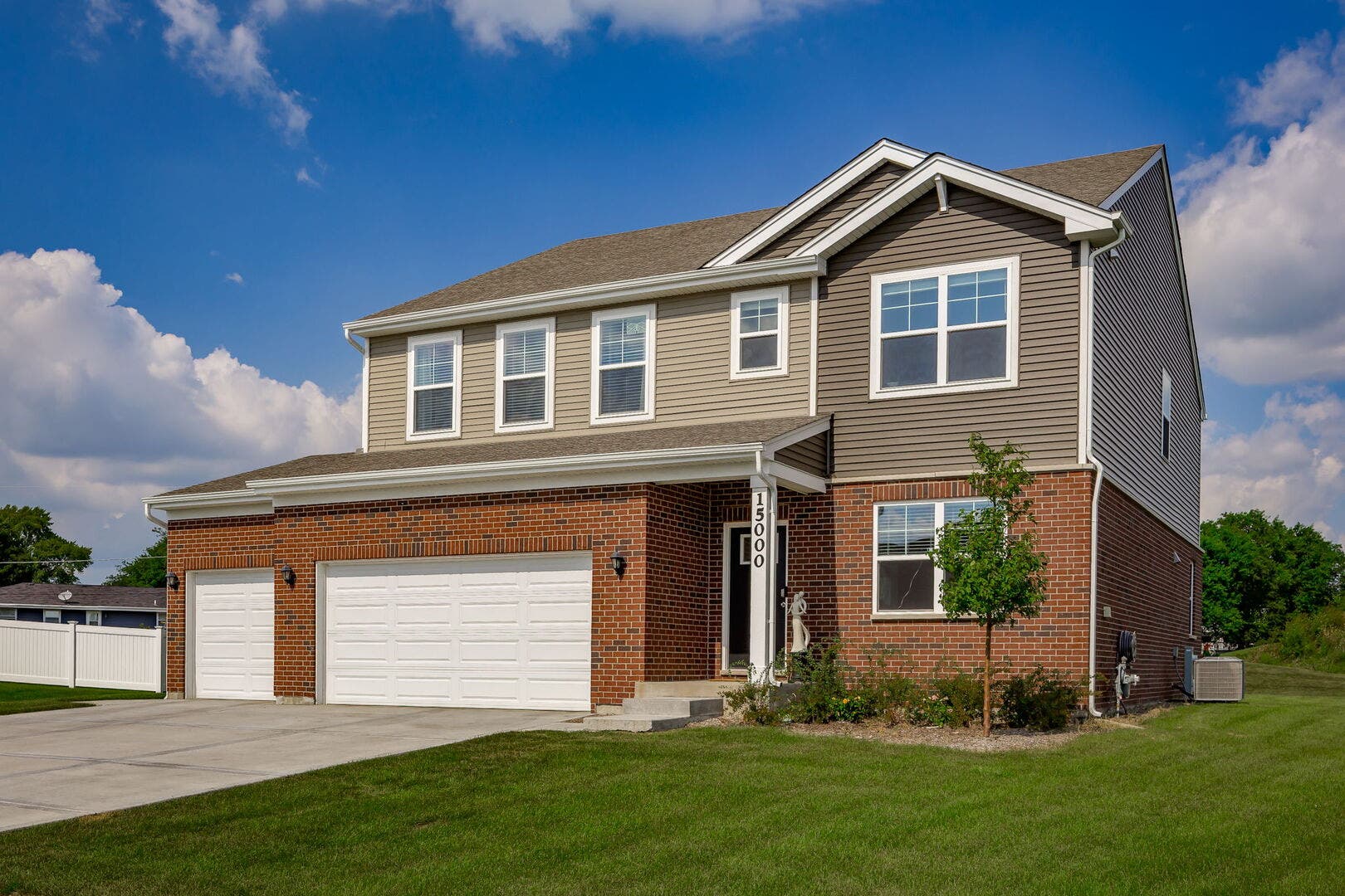 15000 W Oxford Lane, Manhattan, IL 60442 15000 W Oxford Lane, Manhattan, IL 60442