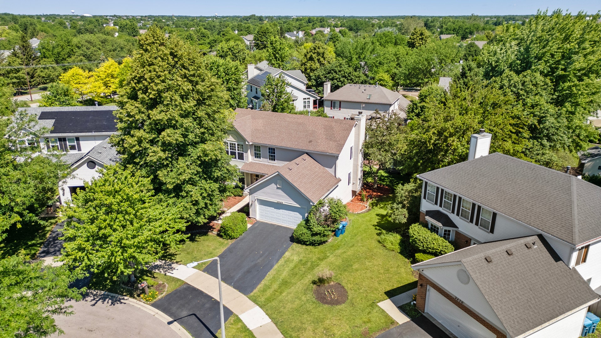 2462 Green Valley Court, Aurora, IL 60503