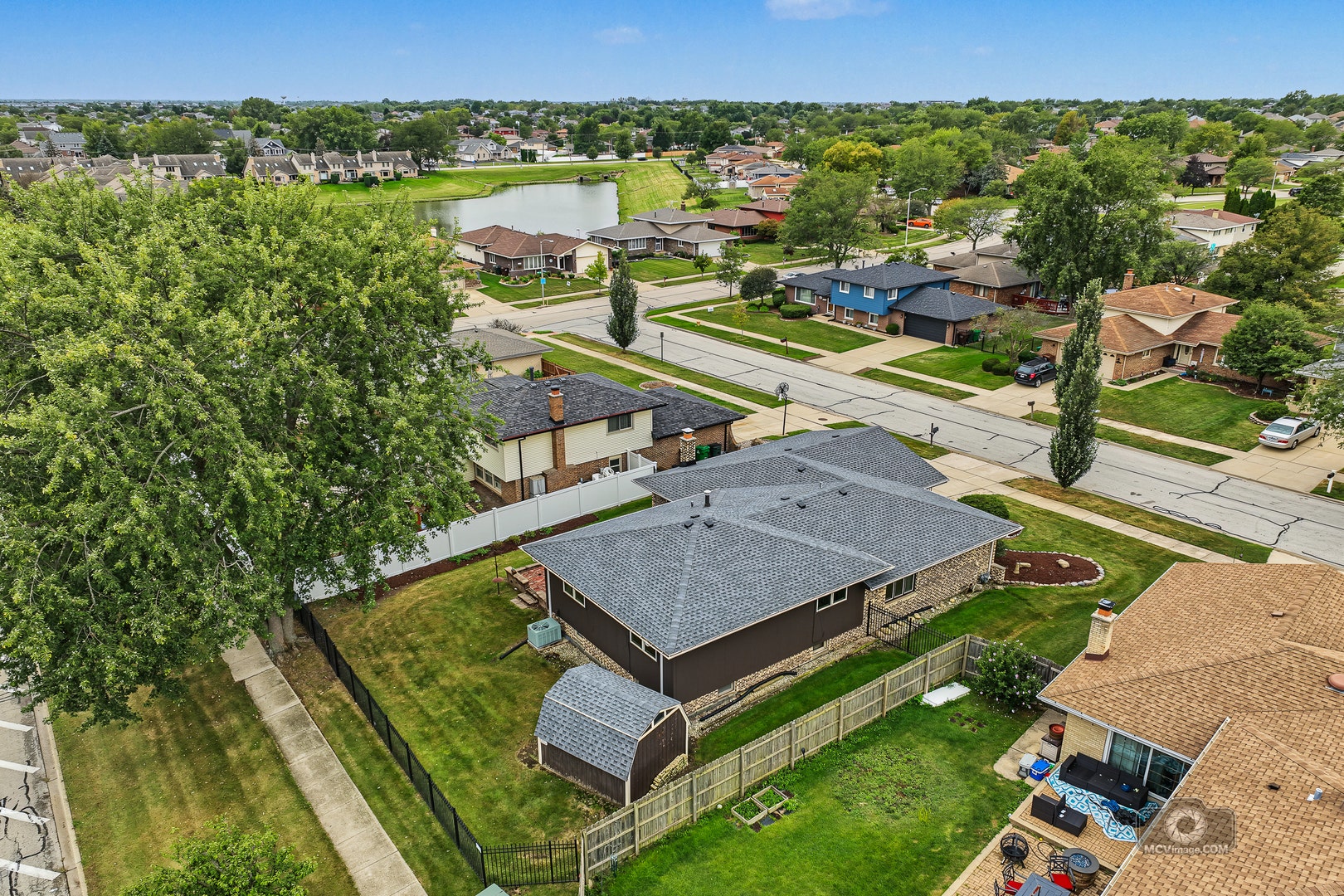 17325 Locust Avenue, Tinley Park, IL 60487 17325 Locust Avenue, Tinley Park, IL 60487