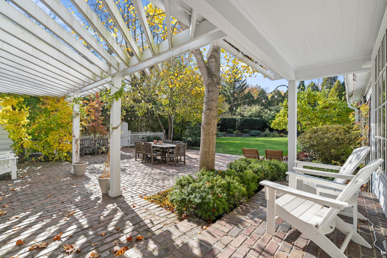 1070 Meadow Lane, Lake Forest, IL 60045