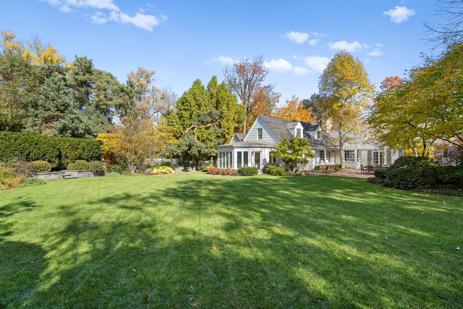 1070 Meadow Lane, Lake Forest, IL 60045