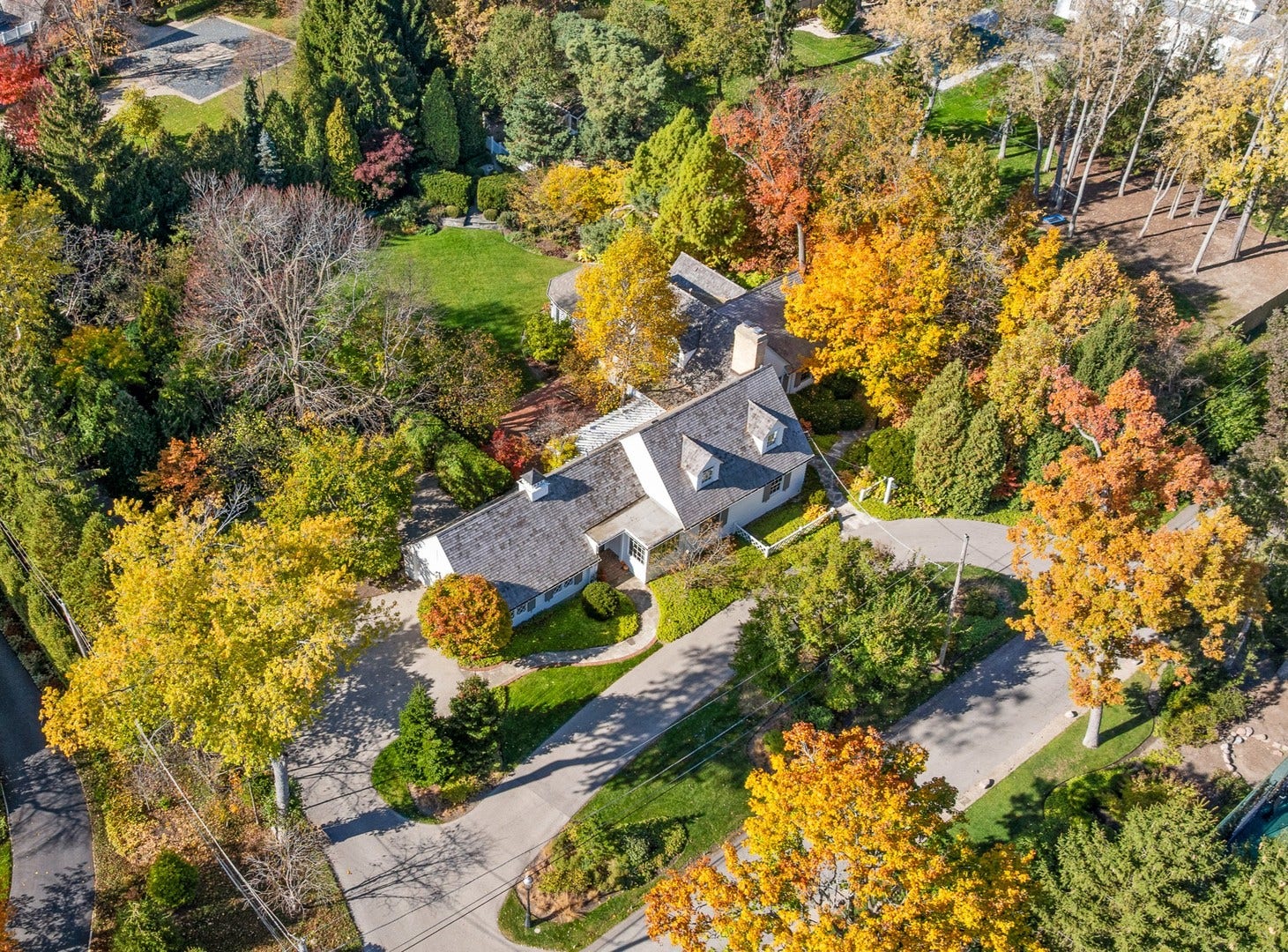 1070 Meadow Lane, Lake Forest, IL 60045