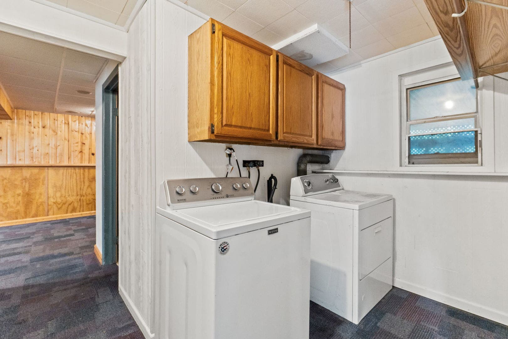 145 Bedford Road, Bolingbrook, IL 60440