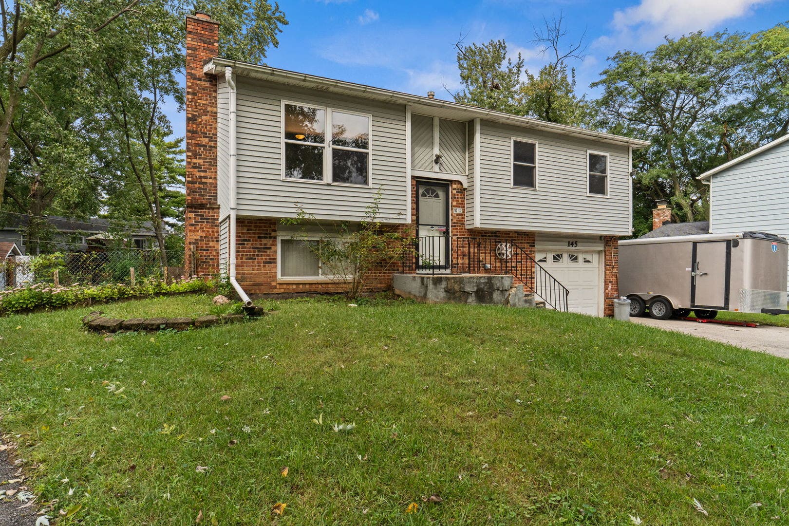 145 Bedford Road, Bolingbrook, IL 60440
