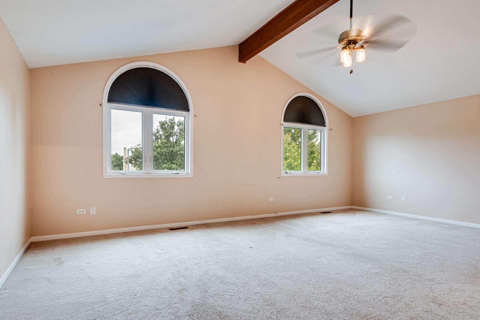 1124 Covington Drive, Lemont, IL 60439 1124 Covington Drive, Lemont, IL 60439