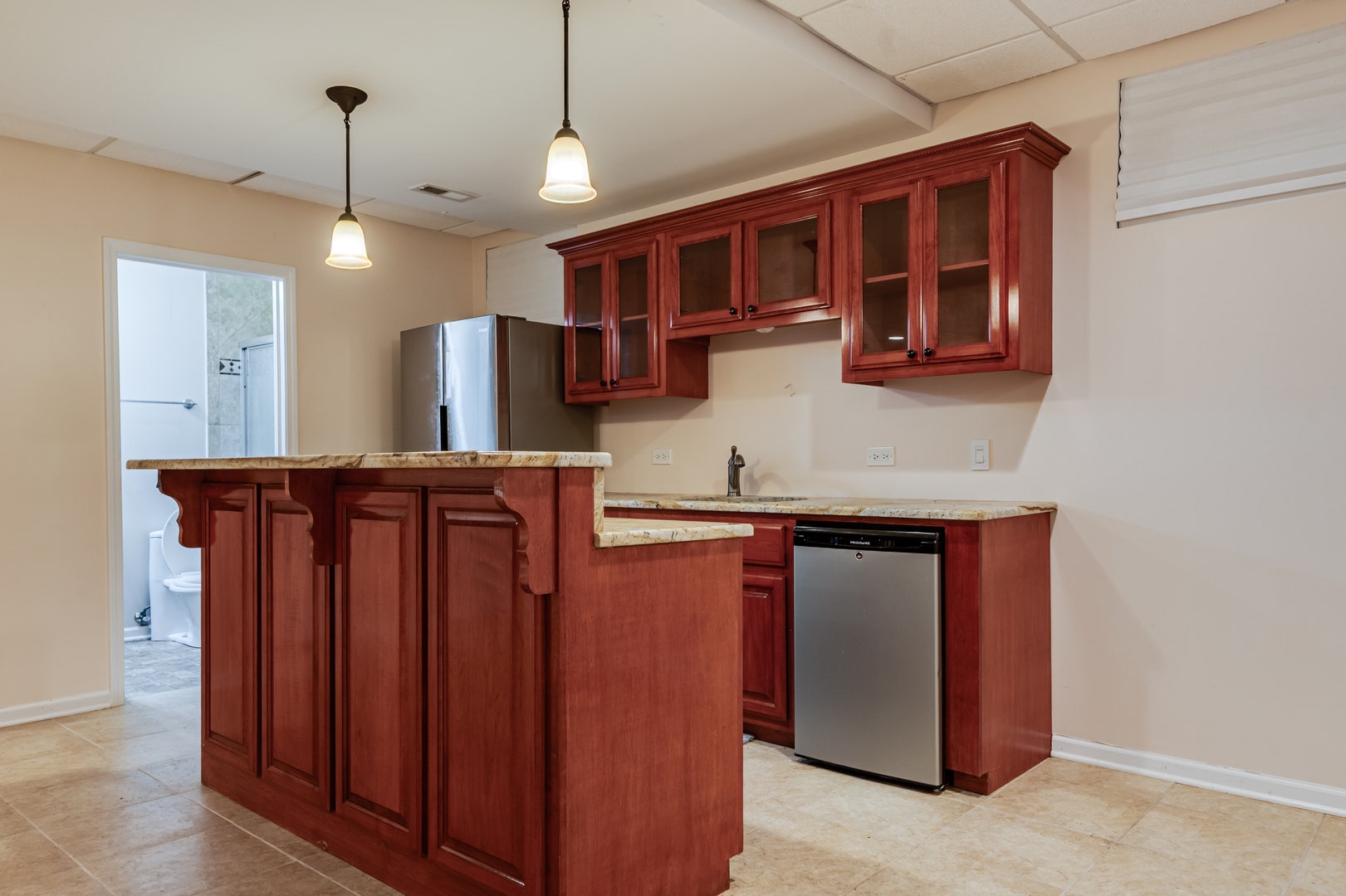 1124 Covington Drive, Lemont, IL 60439 1124 Covington Drive, Lemont, IL 60439