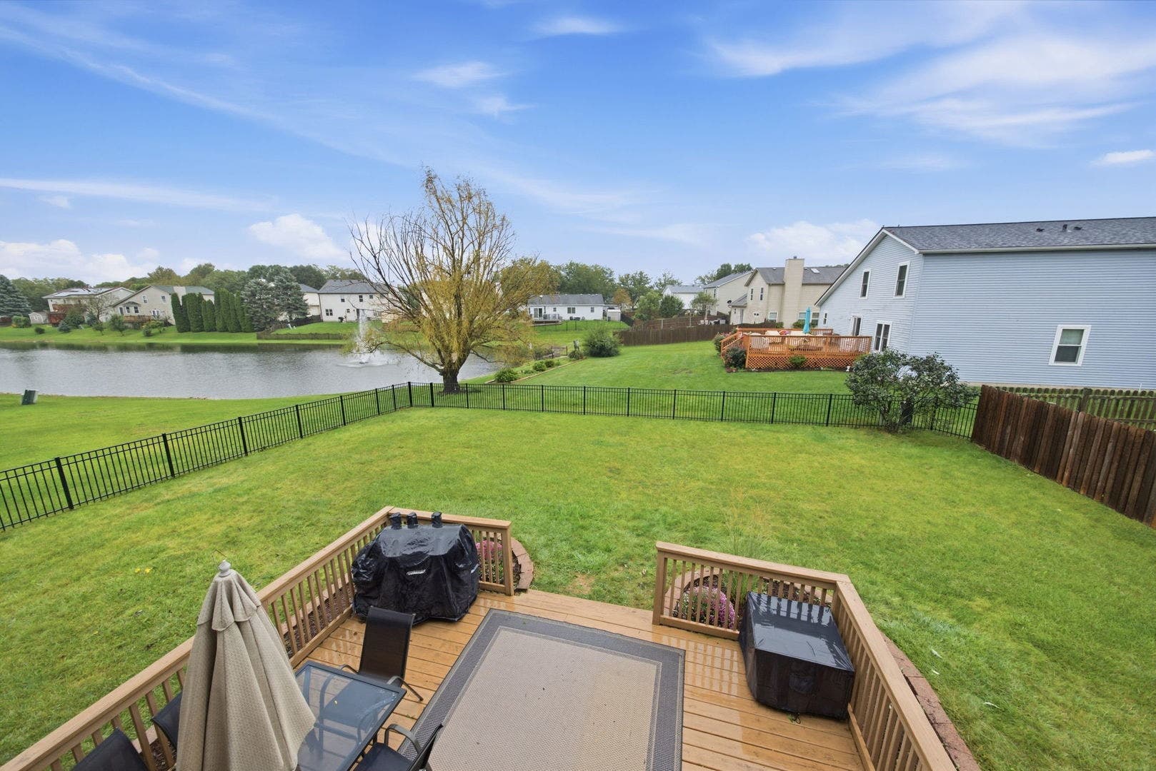 5320 Meadowbrook Street, Plainfield, IL 60586 5320 Meadowbrook Street, Plainfield, IL 60586