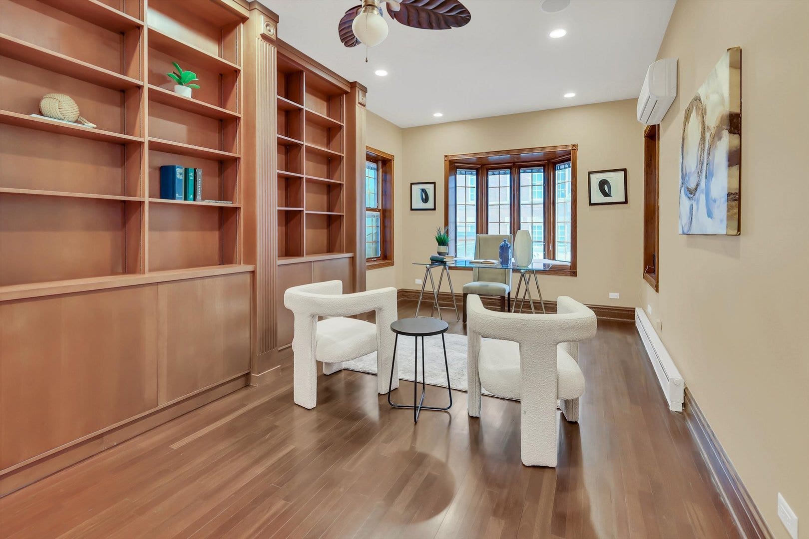 1034 N La Salle Drive, Chicago, IL 60610 1034 N La Salle Drive, Chicago, IL 60610