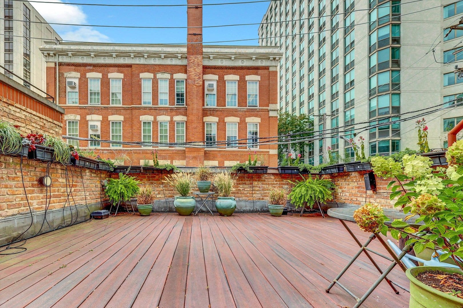 1034 N La Salle Drive, Chicago, IL 60610 1034 N La Salle Drive, Chicago, IL 60610
