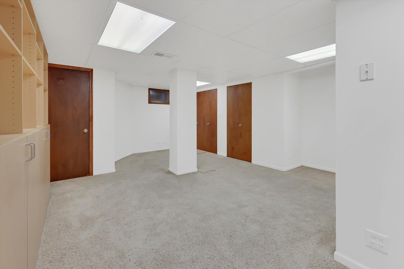 1034 N La Salle Drive, Chicago, IL 60610 1034 N La Salle Drive, Chicago, IL 60610