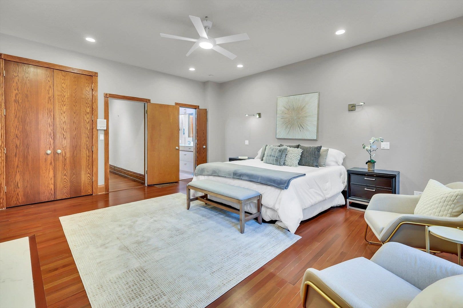 1034 N La Salle Drive, Chicago, IL 60610 1034 N La Salle Drive, Chicago, IL 60610