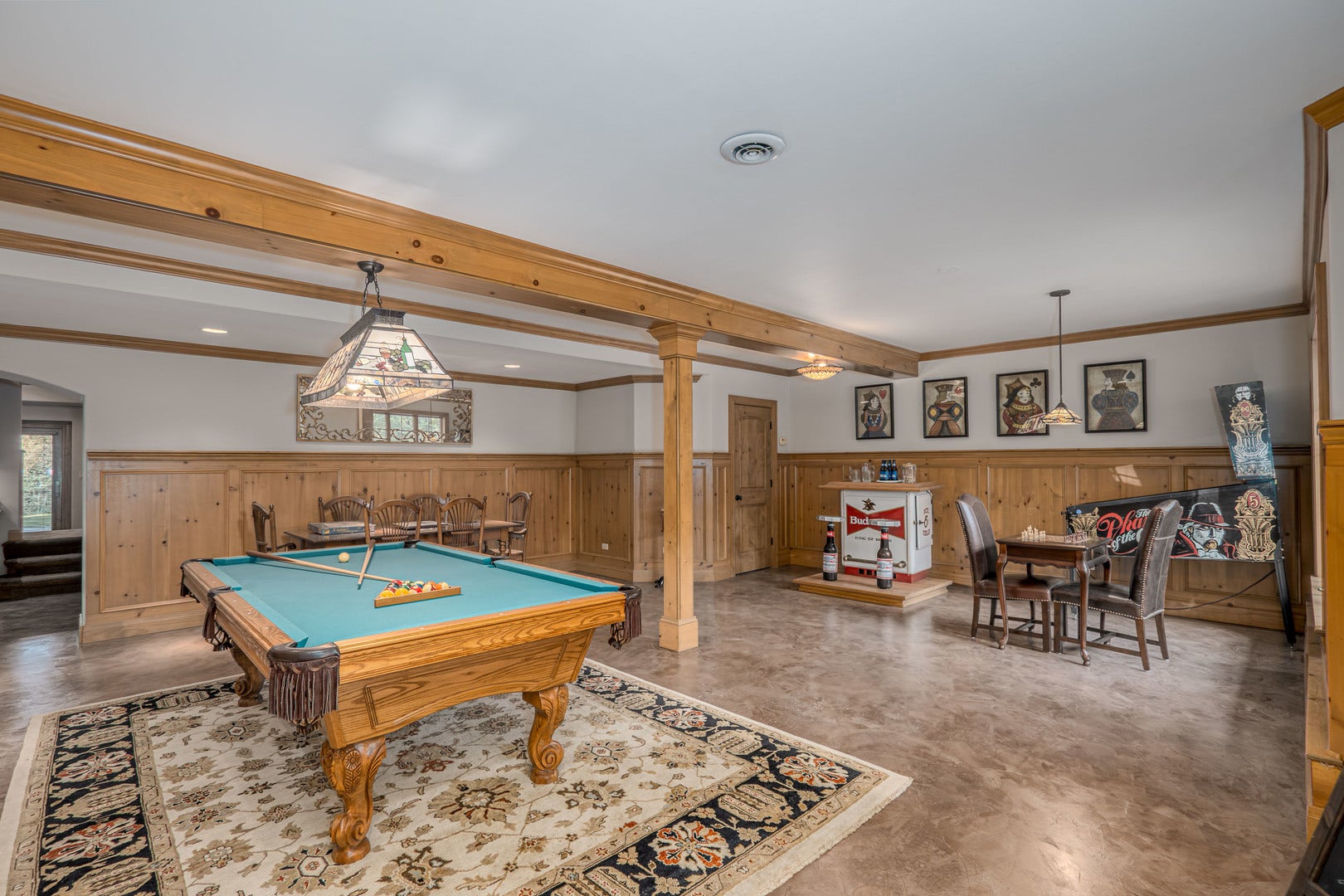 38w301 Burr Road Lane, St. Charles, IL 60175