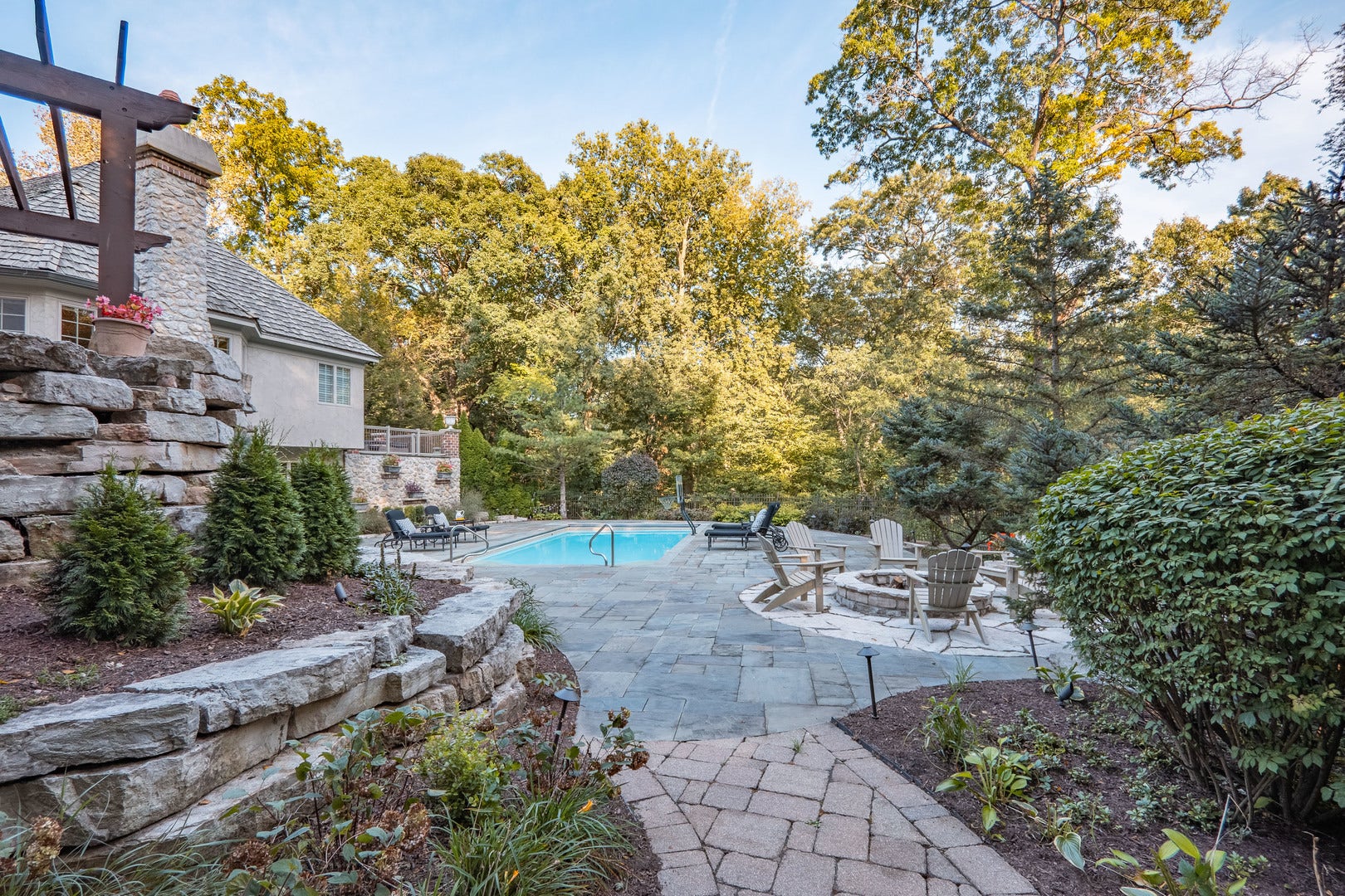 38w301 Burr Road Lane, St. Charles, IL 60175