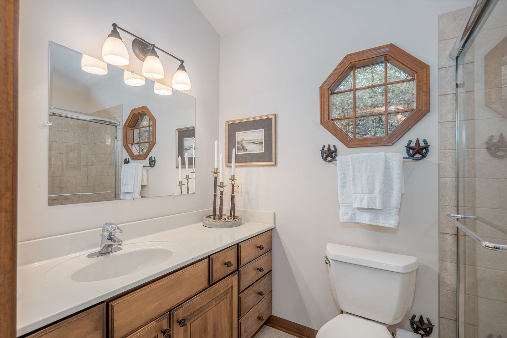 38w301 Burr Road Lane, St. Charles, IL 60175