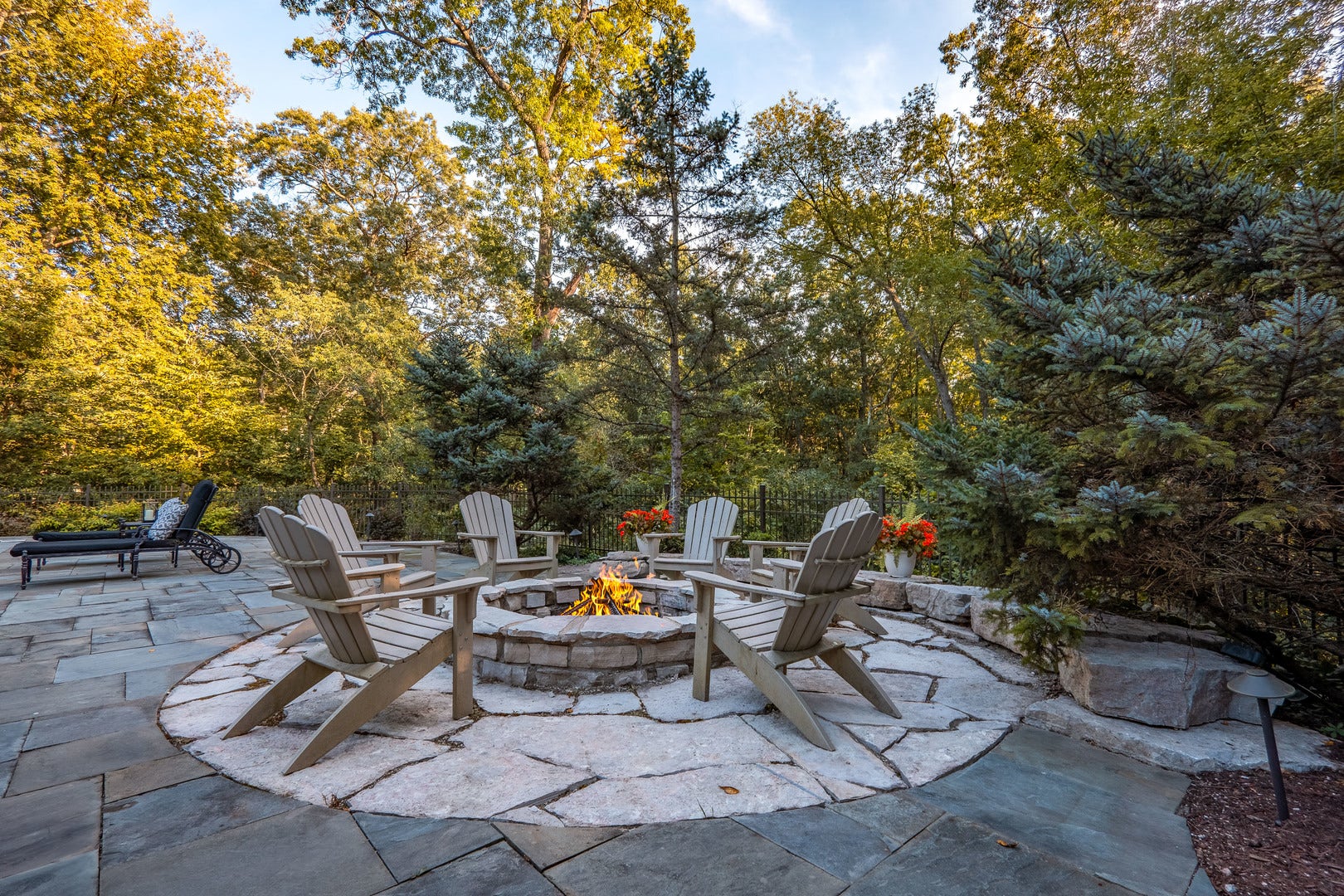 38w301 Burr Road Lane, St. Charles, IL 60175