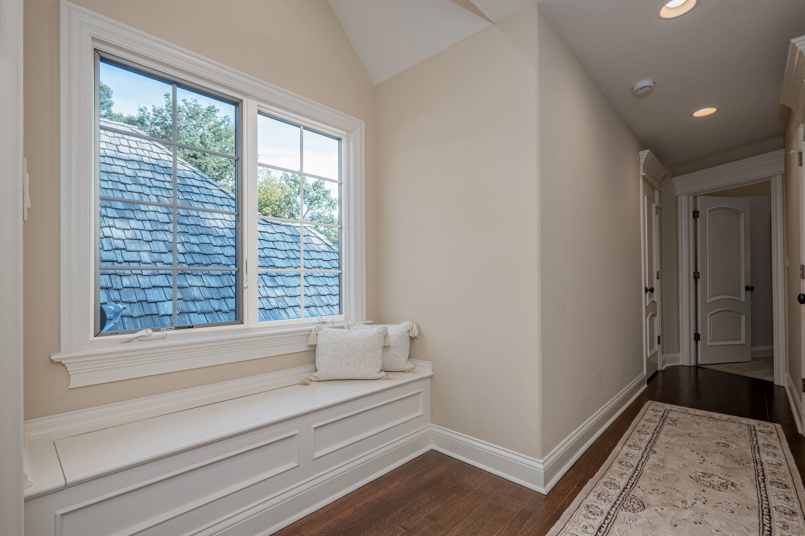 38w301 Burr Road Lane, St. Charles, IL 60175