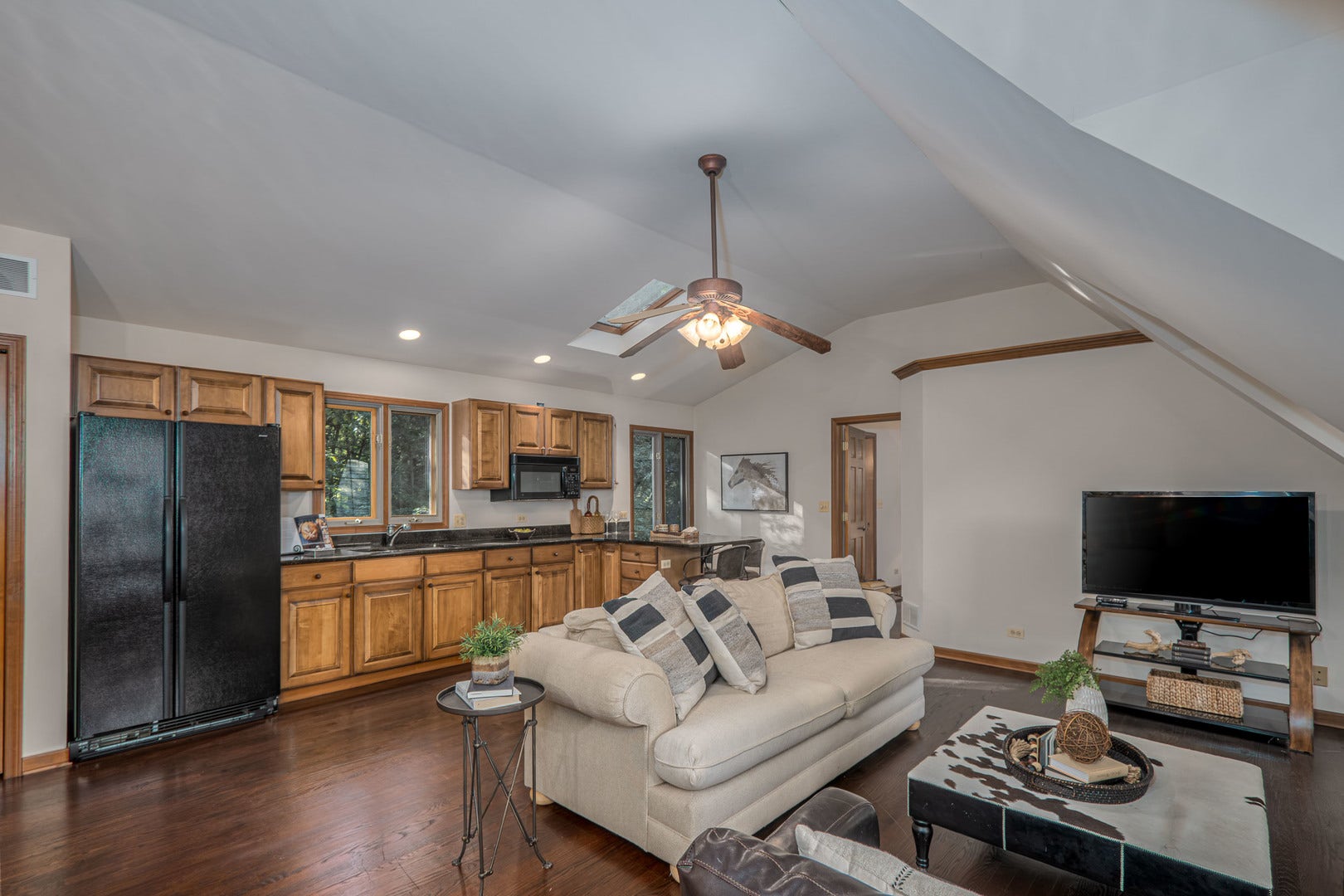 38w301 Burr Road Lane, St. Charles, IL 60175