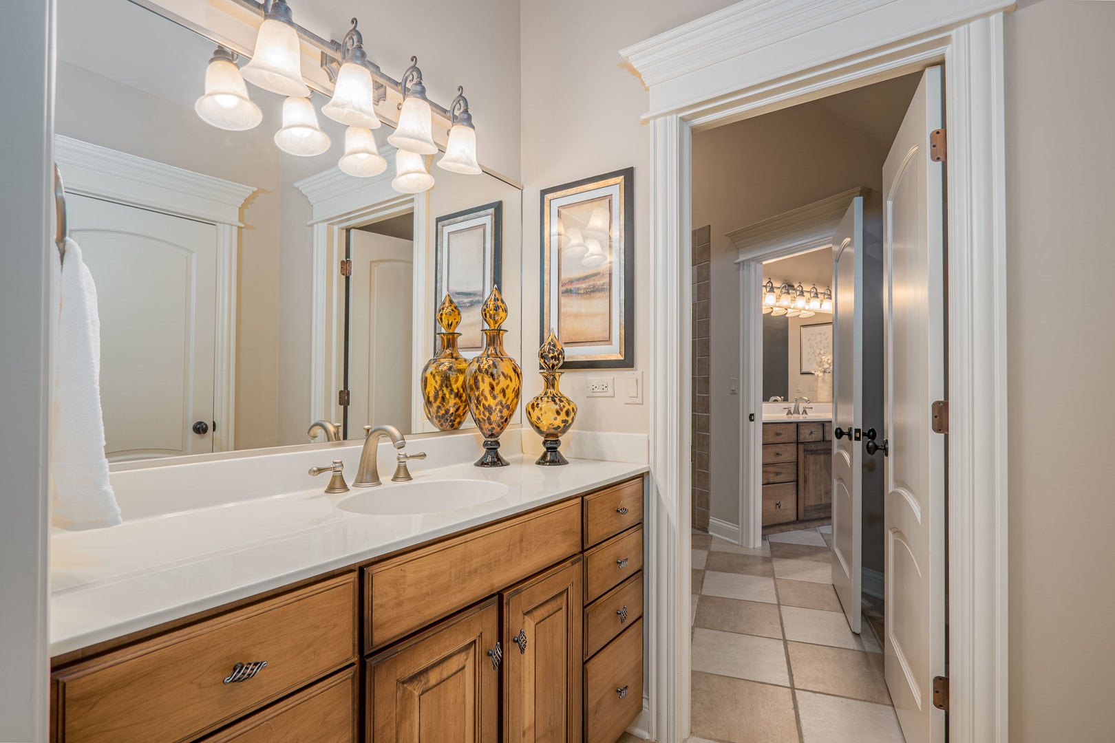38w301 Burr Road Lane, St. Charles, IL 60175