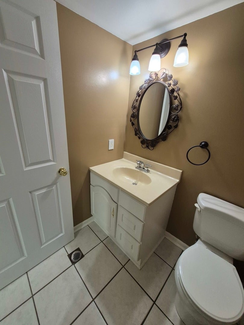 9510 Perth Circle, Tinley Park, IL 60487
