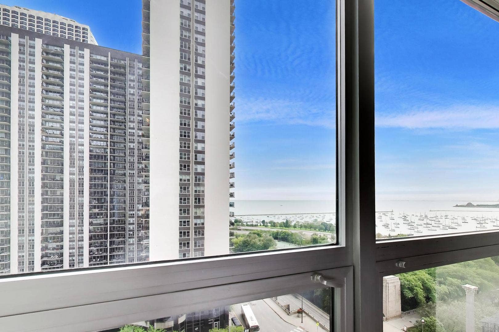 360 E Randolph Street, #1401, Chicago, IL 60601