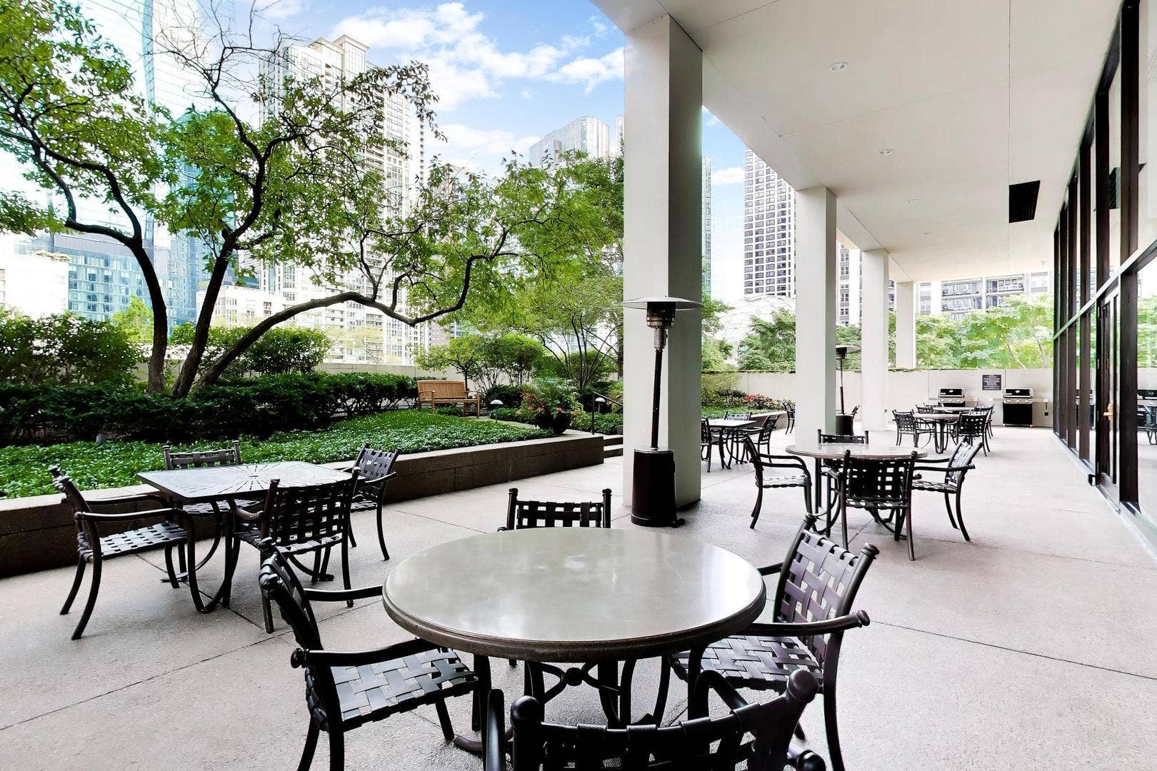 360 E Randolph Street, #1401, Chicago, IL 60601