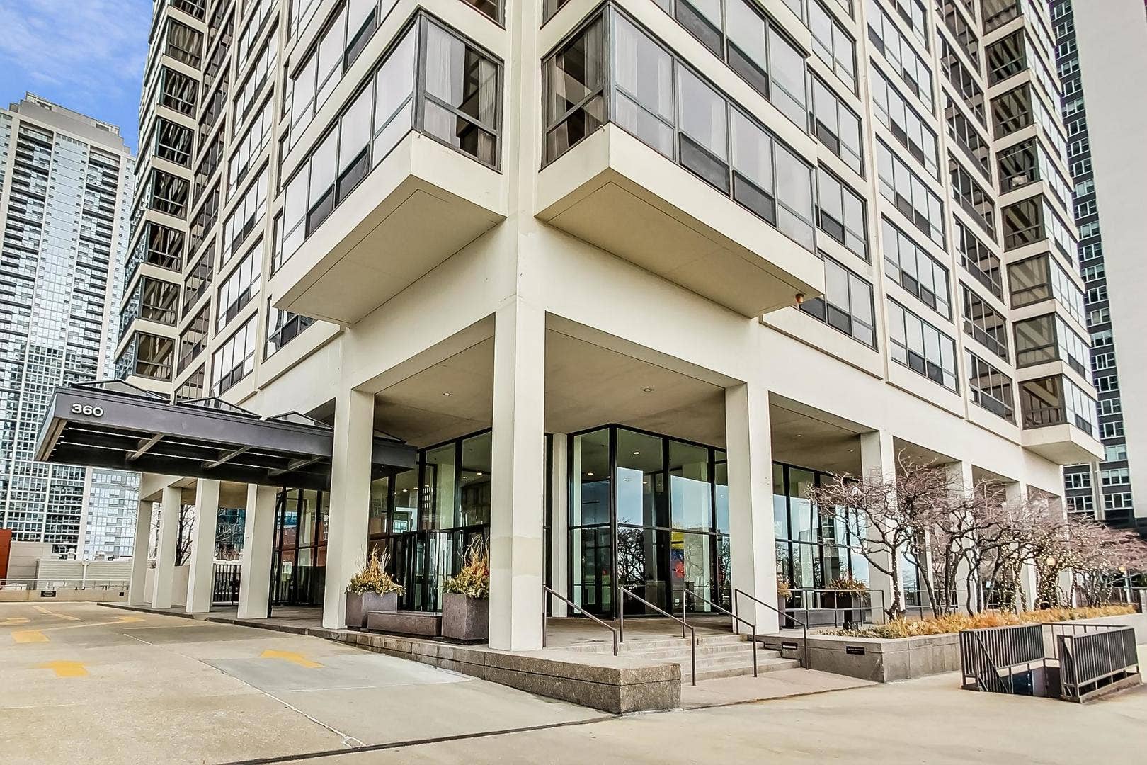 360 E Randolph Street, #1401, Chicago, IL 60601
