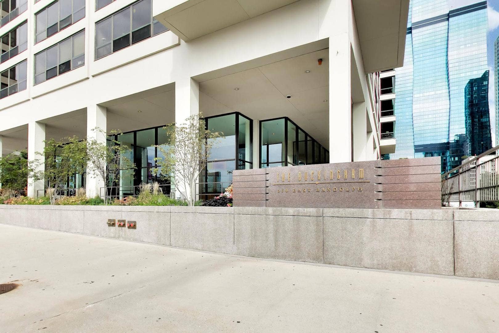 360 E Randolph Street, #1401, Chicago, IL 60601
