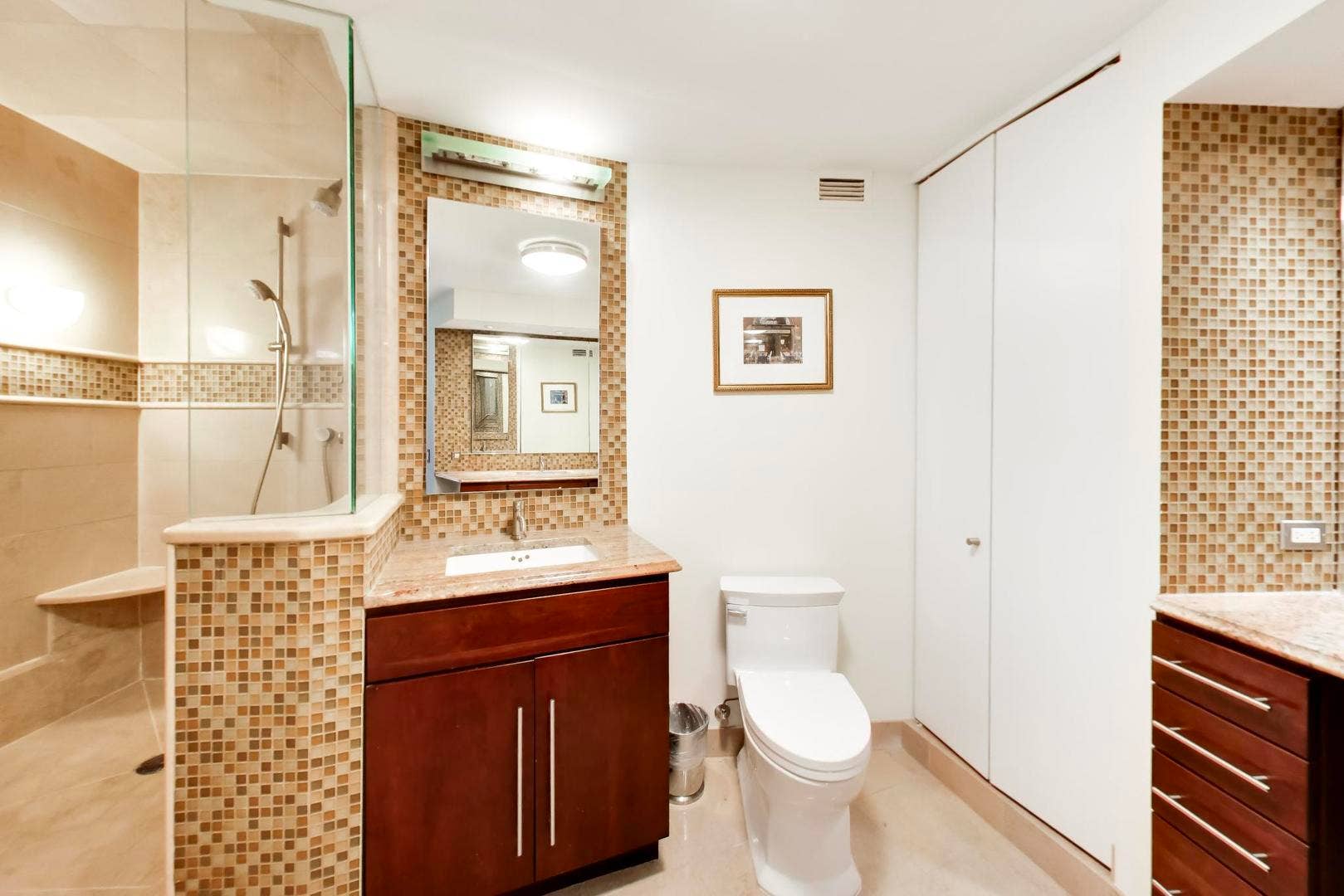 360 E Randolph Street, #1401, Chicago, IL 60601