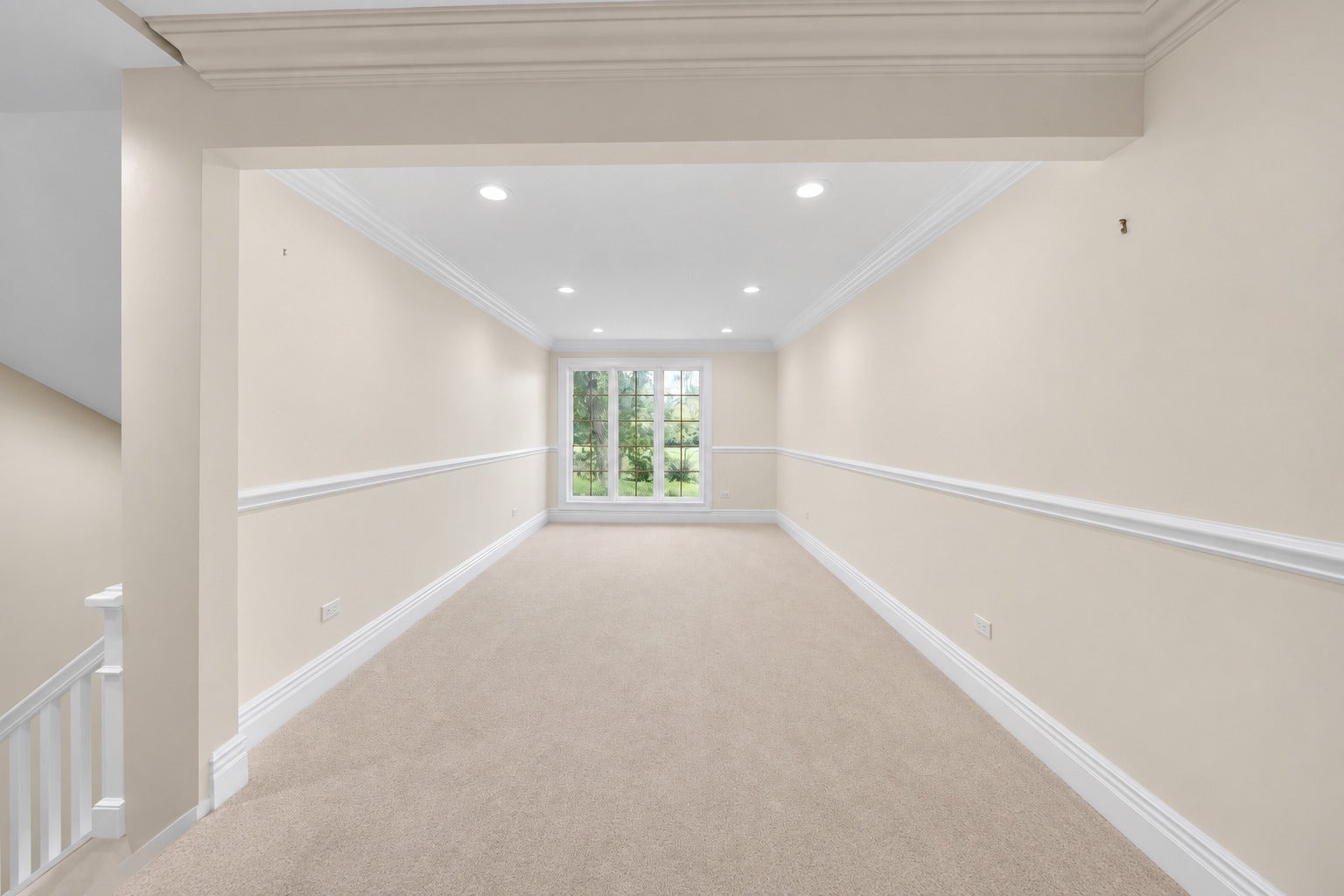 711 W Old Elm Road, Lake Forest, IL 60045 711 W Old Elm Road, Lake Forest, IL 60045