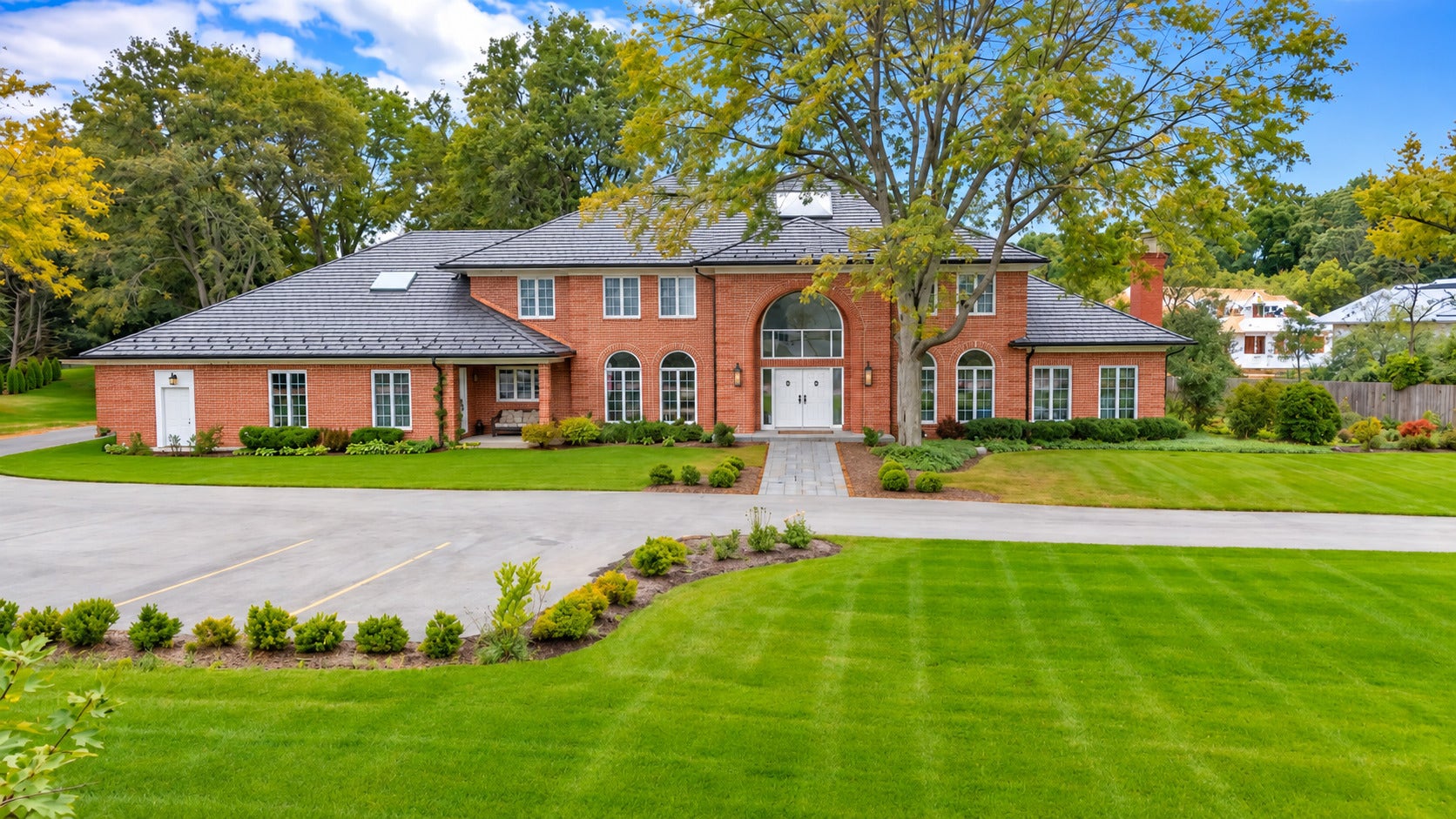 711 W Old Elm Road, Lake Forest, IL 60045 711 W Old Elm Road, Lake Forest, IL 60045