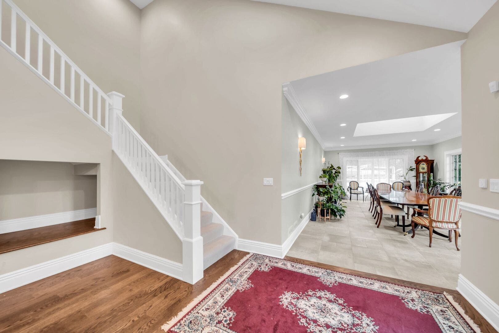 711 W Old Elm Road, Lake Forest, IL 60045 711 W Old Elm Road, Lake Forest, IL 60045