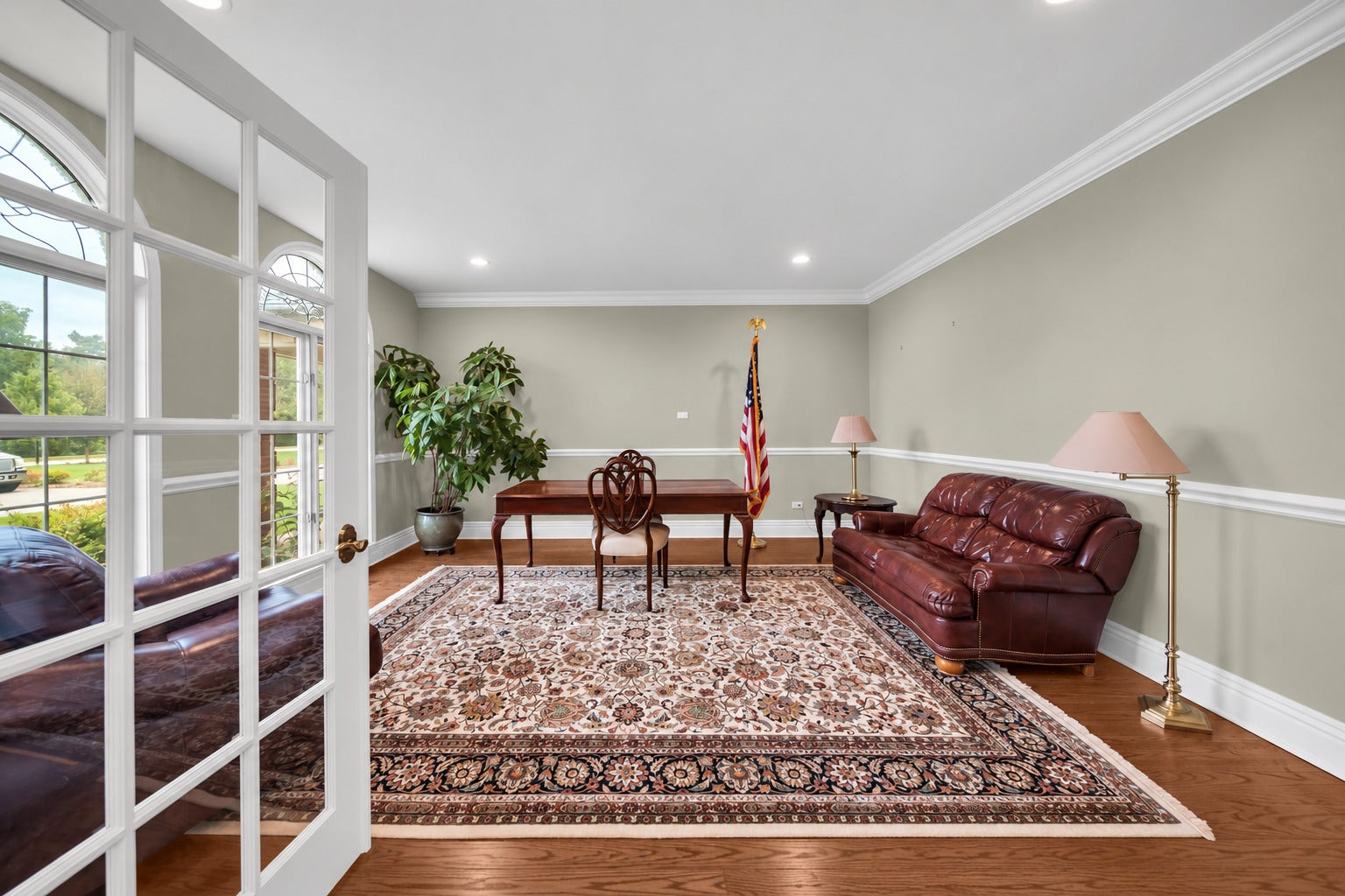 711 W Old Elm Road, Lake Forest, IL 60045 711 W Old Elm Road, Lake Forest, IL 60045