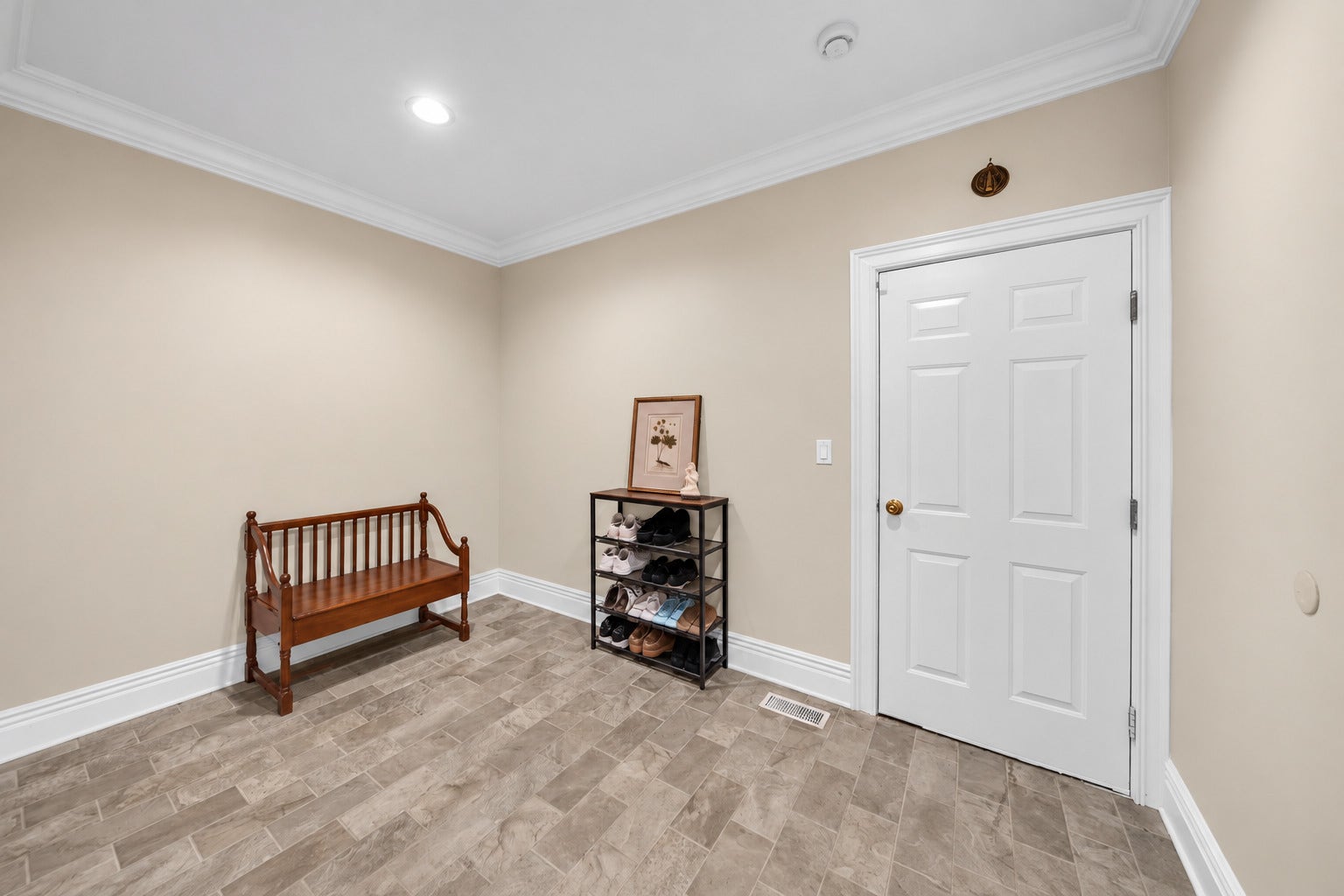 711 W Old Elm Road, Lake Forest, IL 60045 711 W Old Elm Road, Lake Forest, IL 60045