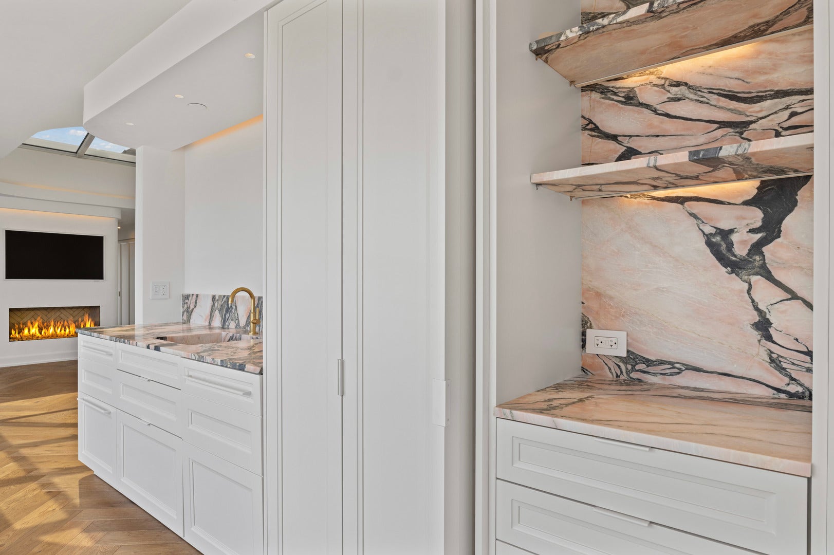 1618 SHERIDAN Road, #PH, Wilmette, IL 60091 1618 SHERIDAN Road, #PH, Wilmette, IL 60091