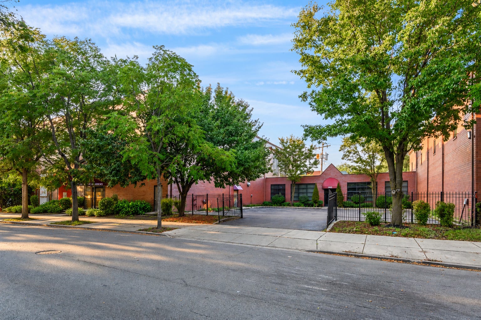 1960 W 13th Street, Chicago, IL 60608 1960 W 13th Street, Chicago, IL 60608
