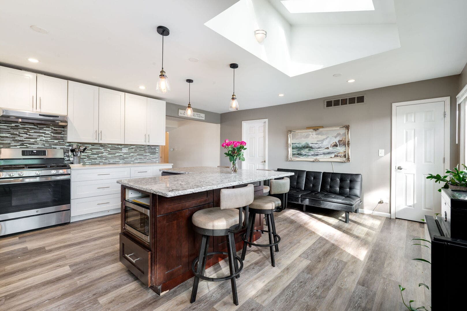 4241 Washington Street, Downers Grove, IL 60515 4241 Washington Street, Downers Grove, IL 60515