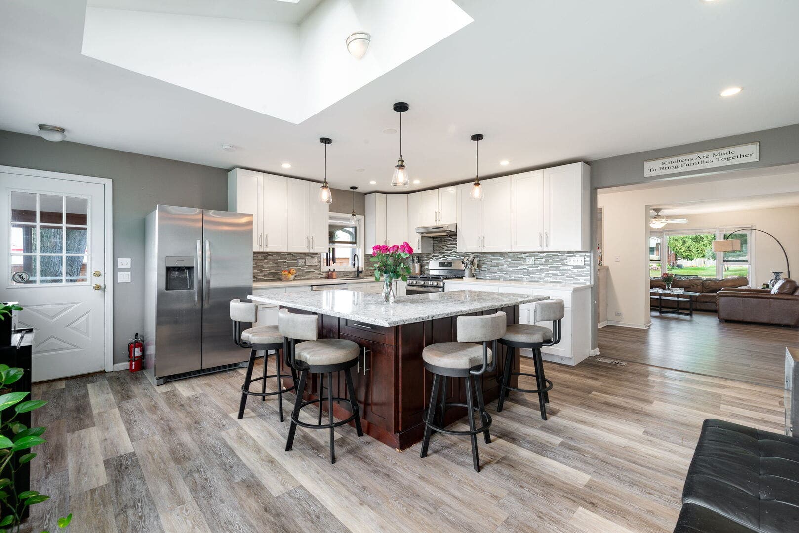 4241 Washington Street, Downers Grove, IL 60515 4241 Washington Street, Downers Grove, IL 60515