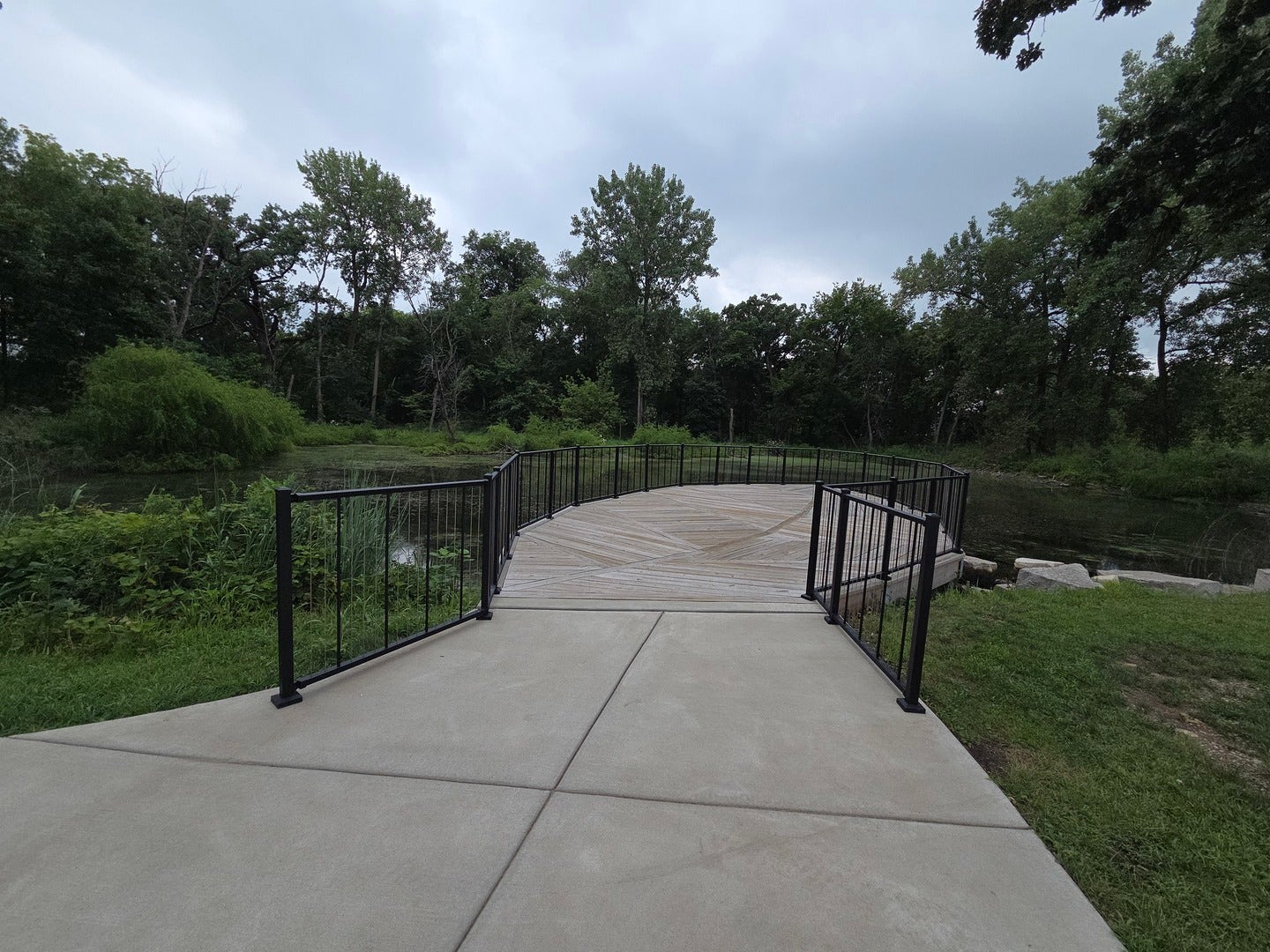 24821 S River Trail, Channahon, IL 60410 24821 S River Trail, Channahon, IL 60410