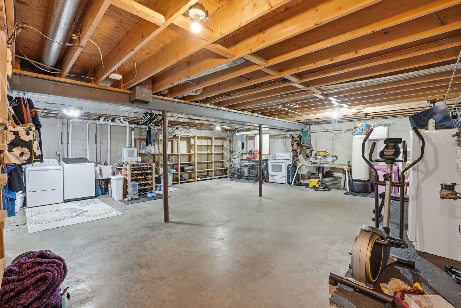 24821 S River Trail, Channahon, IL 60410 24821 S River Trail, Channahon, IL 60410