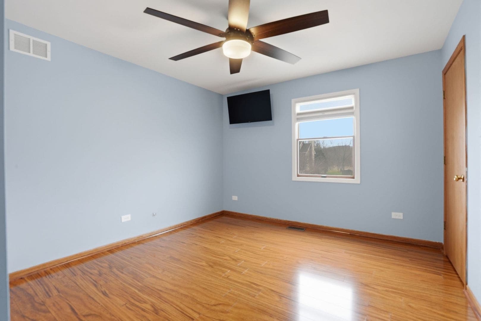24821 S River Trail, Channahon, IL 60410 24821 S River Trail, Channahon, IL 60410