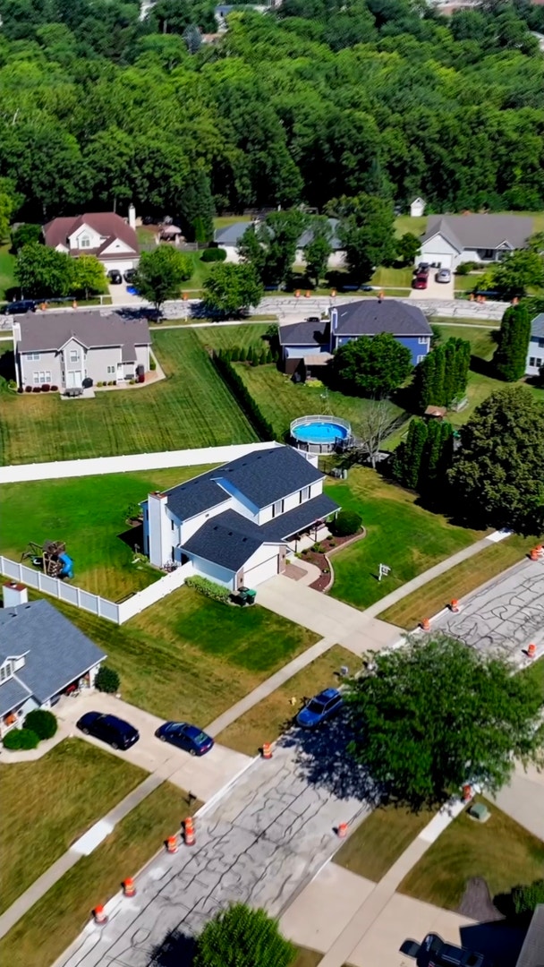 24821 S River Trail, Channahon, IL 60410 24821 S River Trail, Channahon, IL 60410