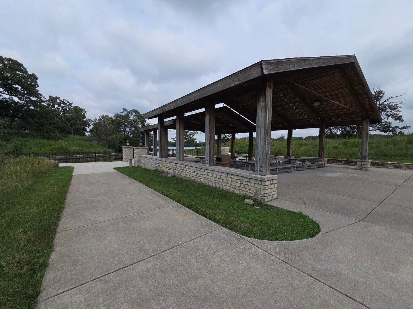 24821 S River Trail, Channahon, IL 60410 24821 S River Trail, Channahon, IL 60410