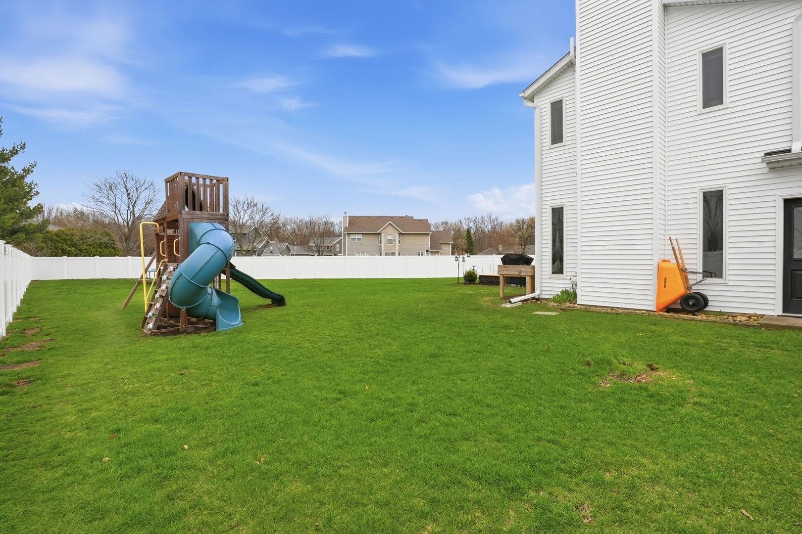 24821 S River Trail, Channahon, IL 60410 24821 S River Trail, Channahon, IL 60410