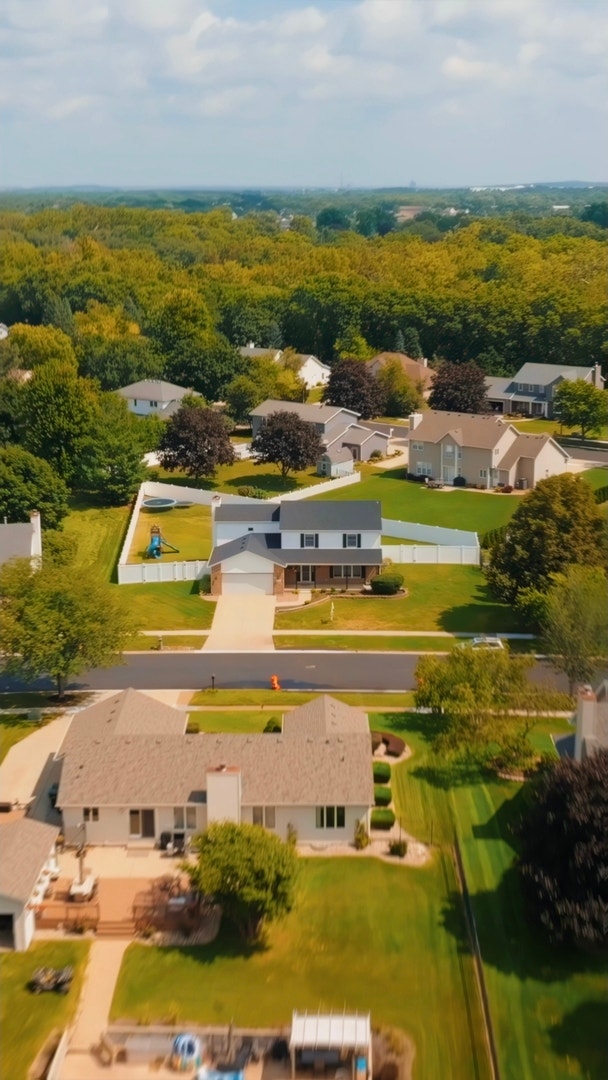 24821 S River Trail, Channahon, IL 60410 24821 S River Trail, Channahon, IL 60410